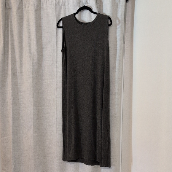 Eileen Fisher Dresses & Skirts - Eileen Fisher Sleeveless Dress